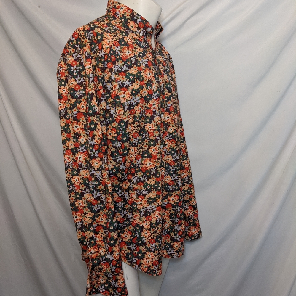 J crew | classic | floral | dress shirt | pocket L